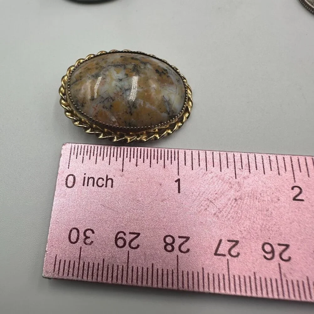 Vintage Brooch Earring Set Gold Tone Brown Marbled Stone Screw Back 1.5